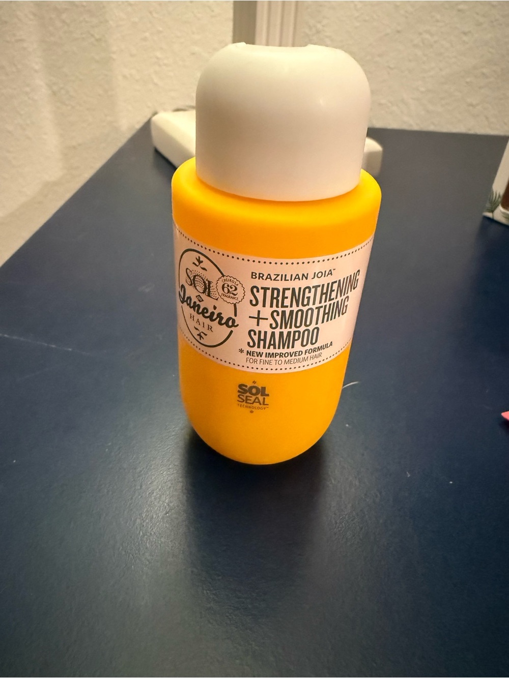 Strengthening + Smoothing Shampoo - Sol De Janeiro